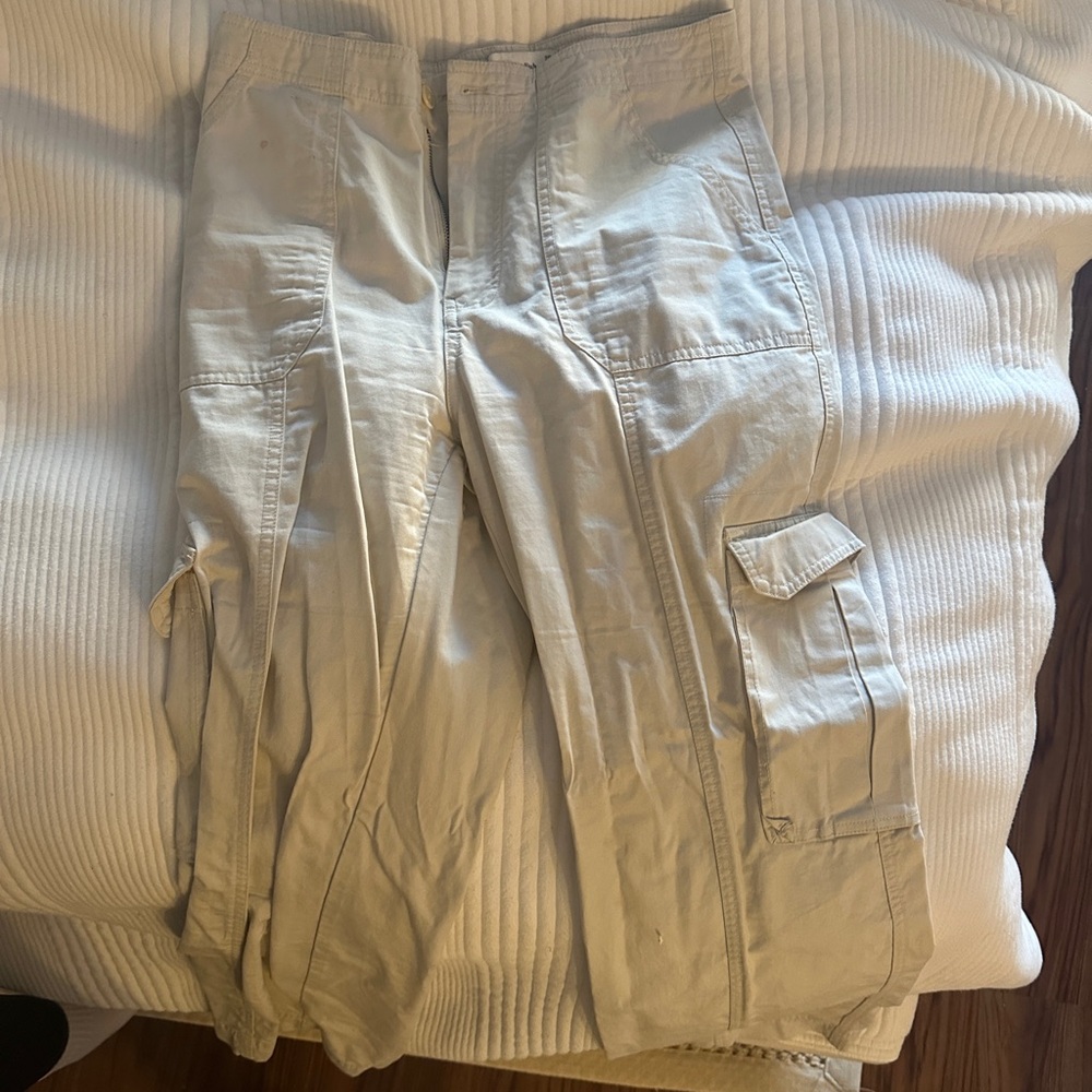 Women’s Beige Cargo Pants